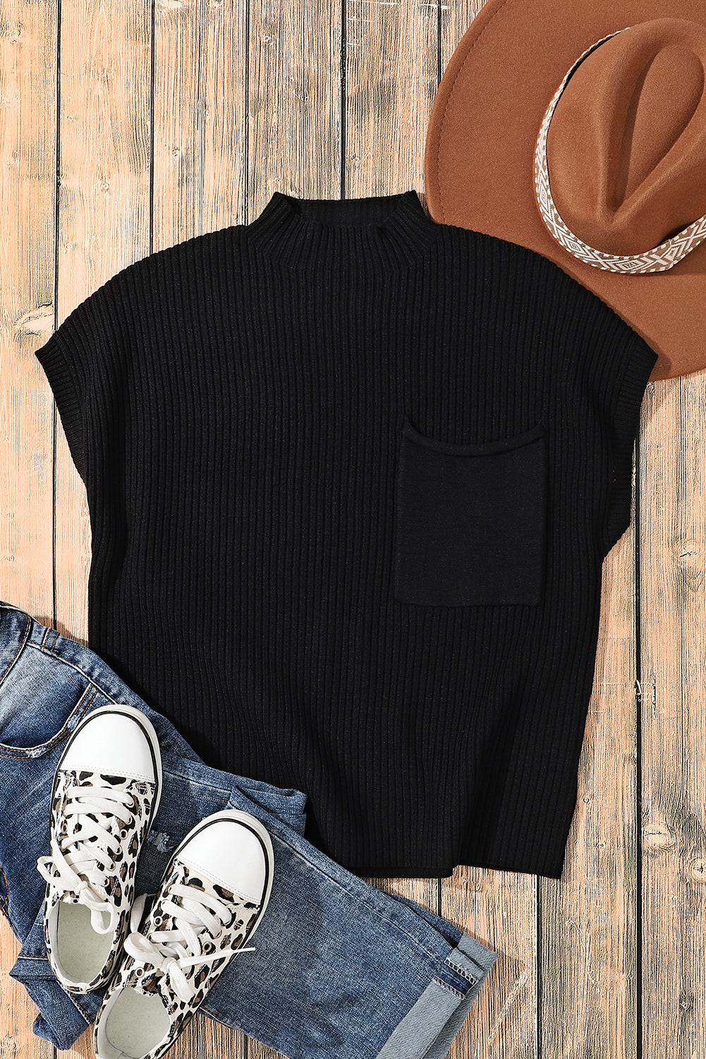 Apricot Ribbed V Neck Patched Chest Pocket Knit T-shirt