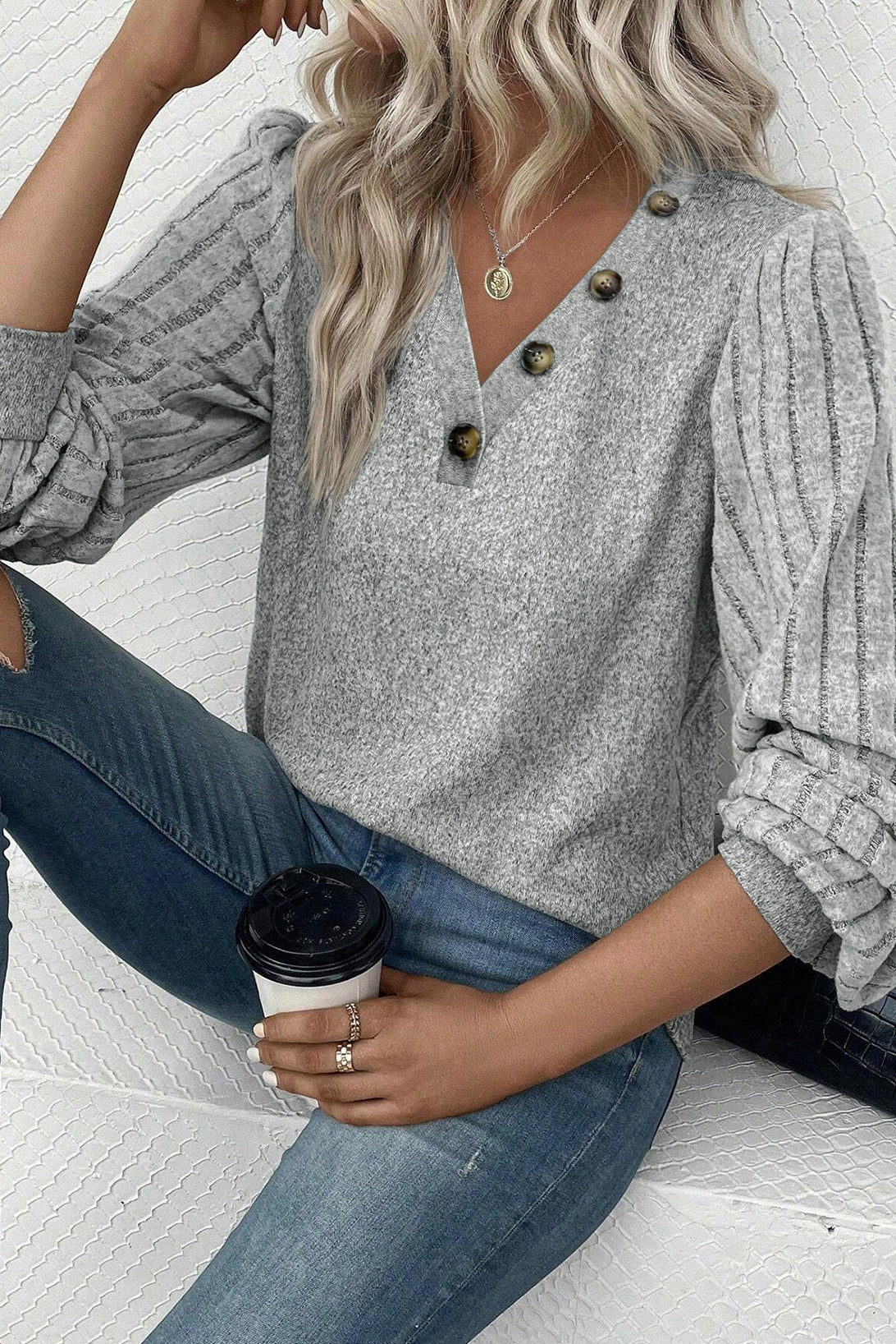 Gray Ribbed Splicing Sleeve Round Neck T-shirt