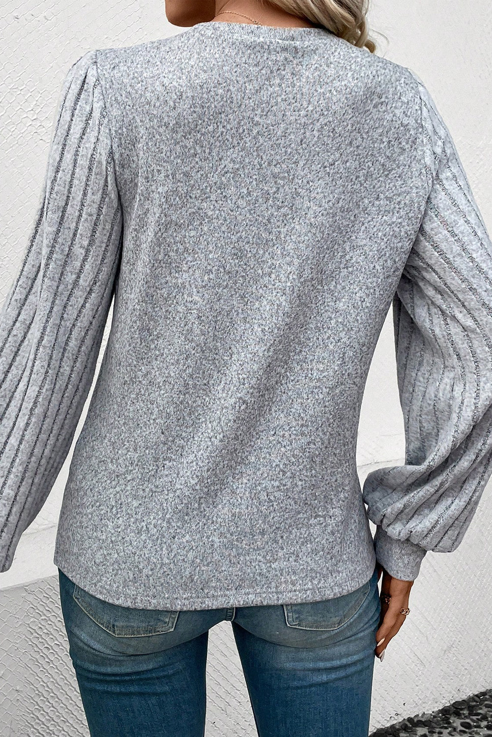 Gray Ribbed Splicing Sleeve Round Neck T-shirt