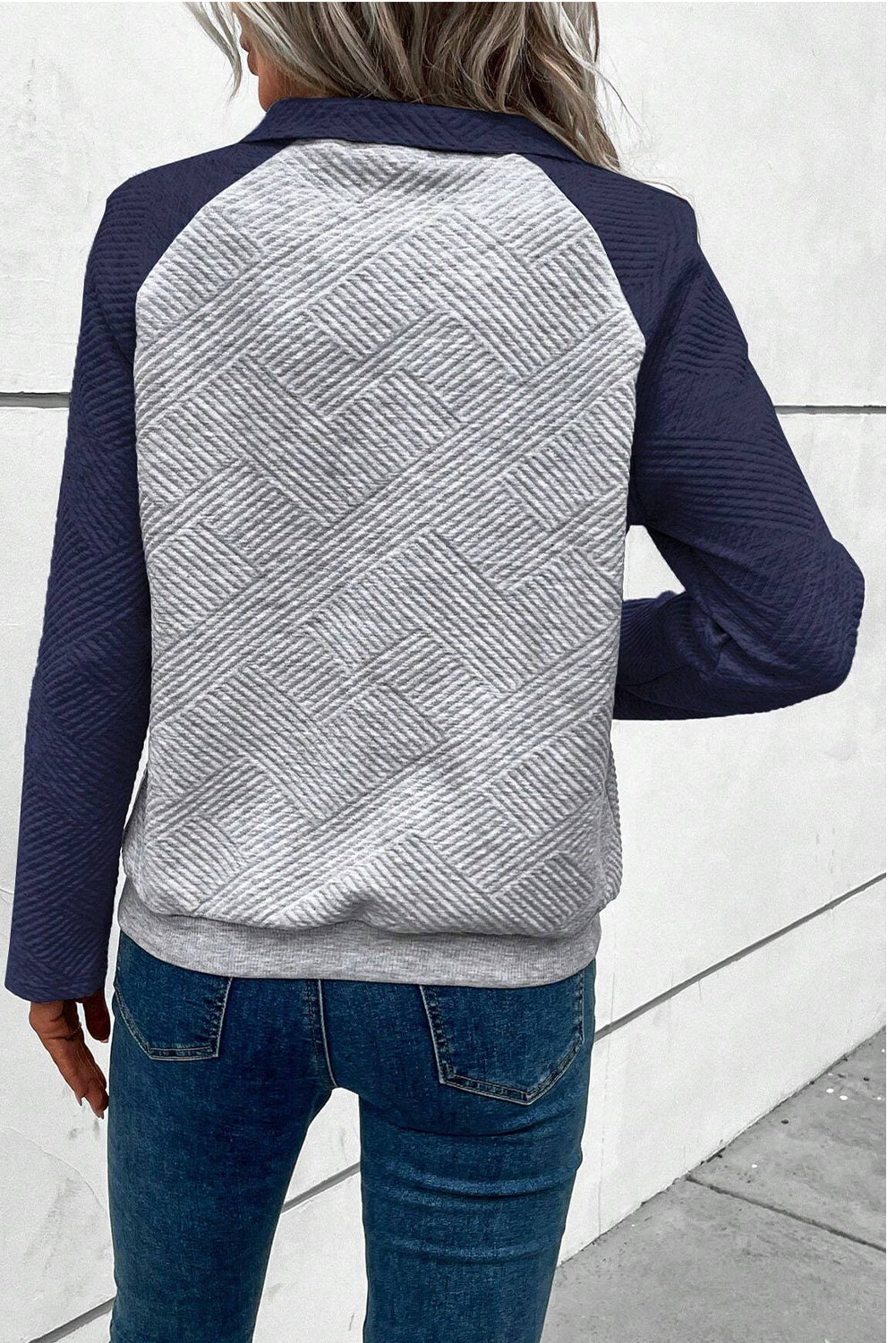 Gray Textured Contrast Splicing Raglan Sleeve Top