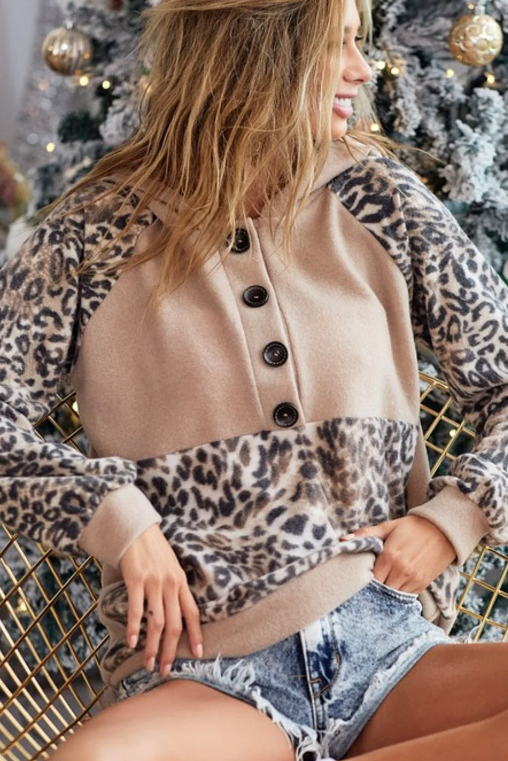 Leopard Print Buttoned Neckline Raglan Sleeve Hoodie