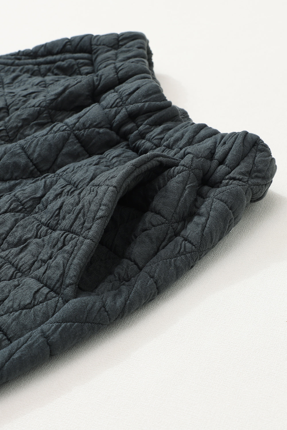 Black Solid Color Quilted Kangaroo Pocket Hoodie