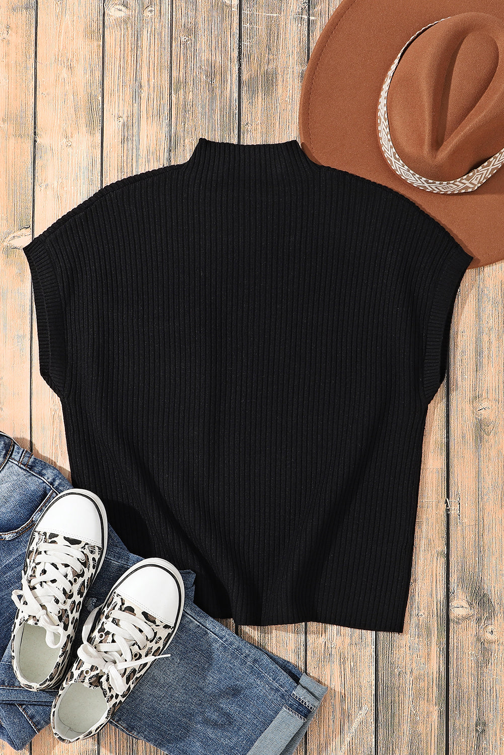 Apricot Ribbed V Neck Patched Chest Pocket Knit T-shirt